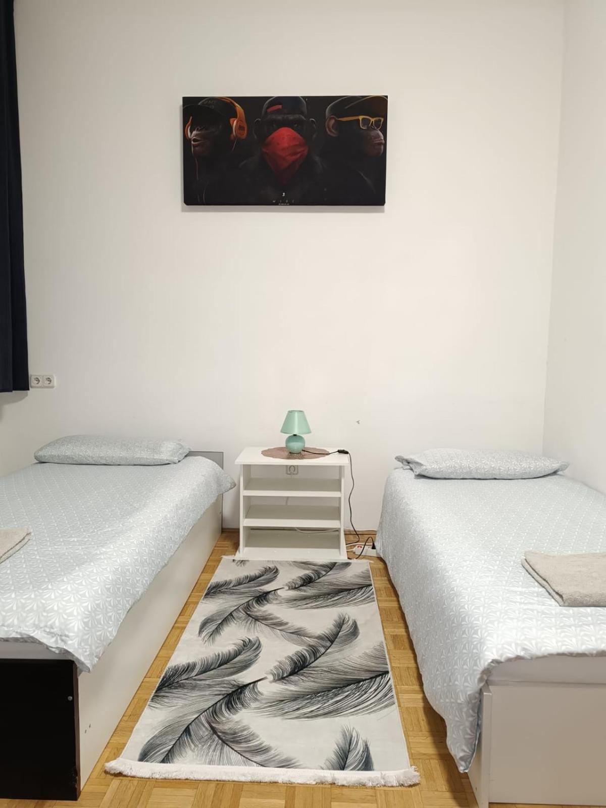 Wohnung In Der Naehe Wiener Stadthalle Und Zentrum 9 Экстерьер фото